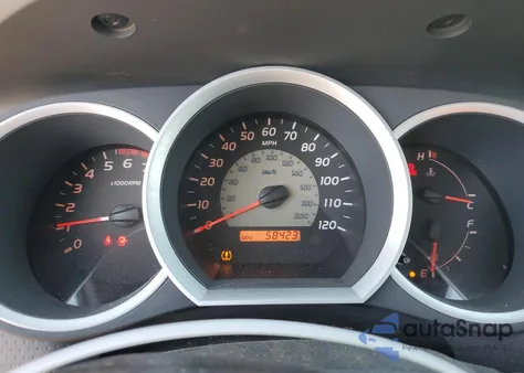 2011 Toyota Tacoma из США, поврежденный, VIN 5TFPX4EN1BX001738